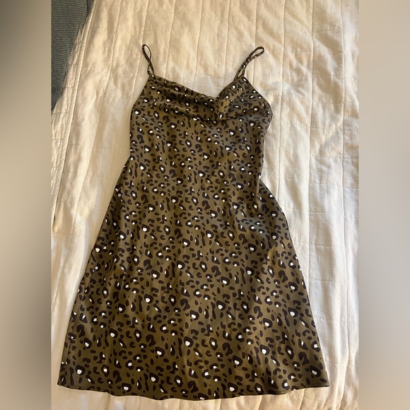 Urban outfitters mini dress in great condition - Picture 2 of 3
